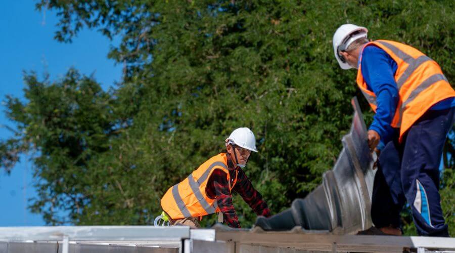 Expert top industrial roofings services in Holland, KY